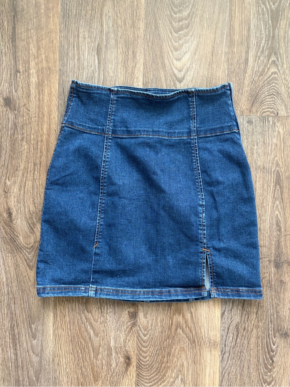 Free People Denim Mini Skirt Size 2 Dark Wash High Rise Stretch Side Zip Slit